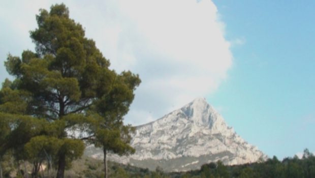 Saint-Marc-Jaumegarde, image de 'La Sainte Victoire, le massif du Concors, Bimont… sous surveillance (sapeurs pompiers, gendarmes … mobilisés)'